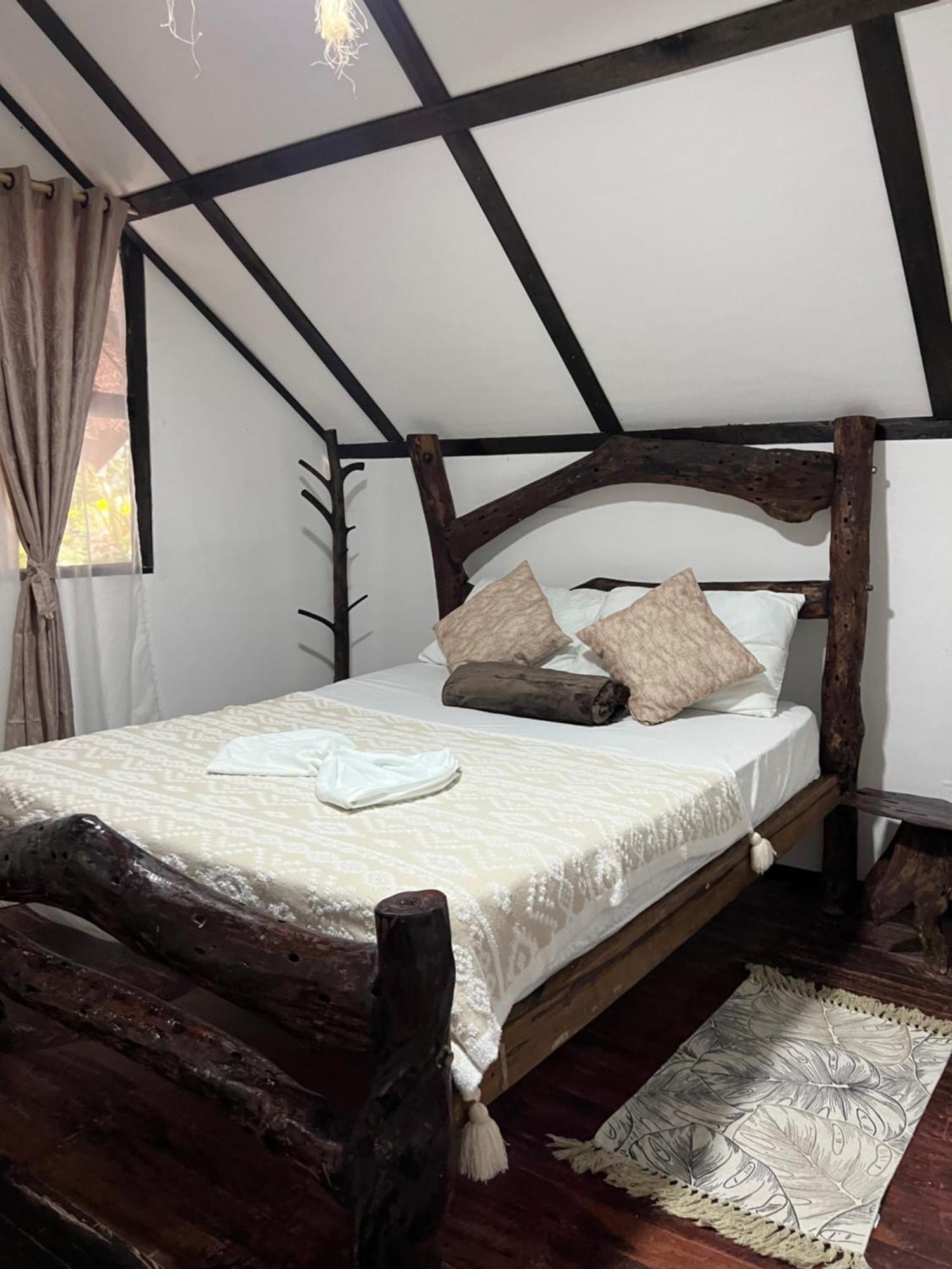 Monte Verde Hostal 埃尔扎伊诺 外观 照片